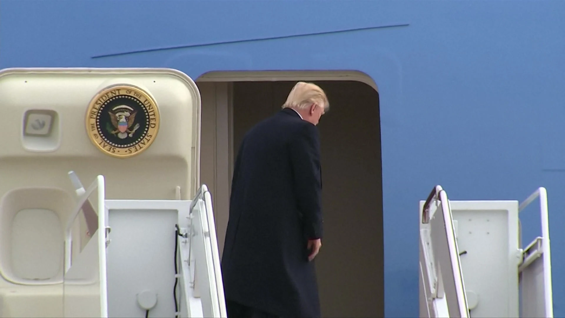 Playmodel mag praten over affaire met Trump