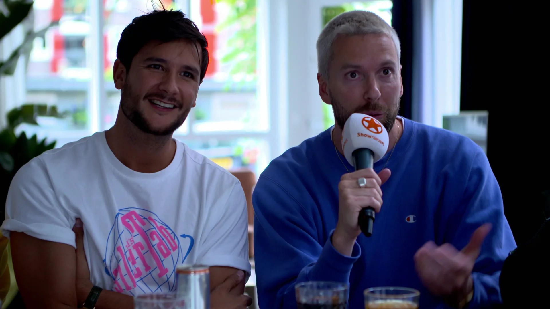 Kris Kross verovert de wereld met nieuwe track