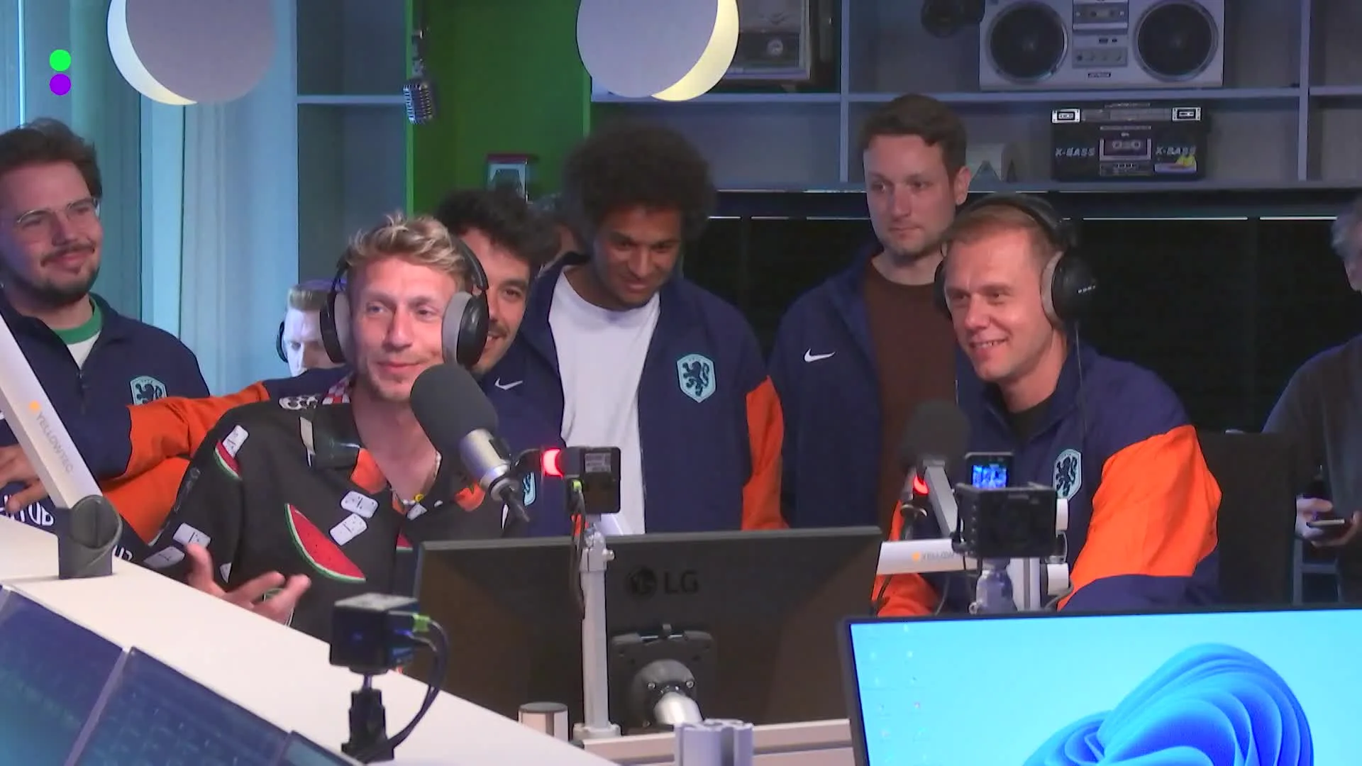 Armin van Buuren en Chef’Special primeuren Nederlands elftal-anthem