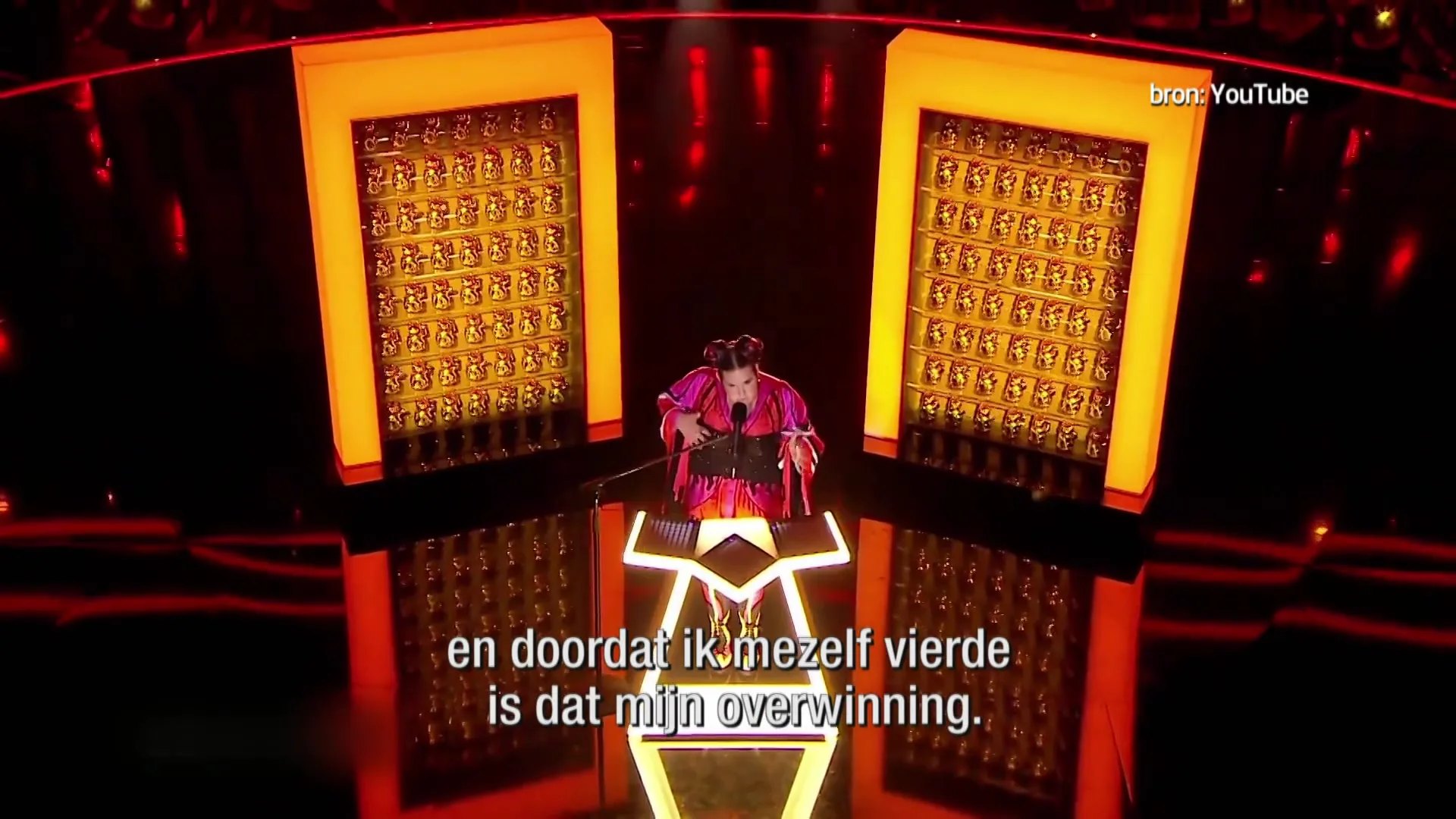 Tel Aviv kleurt feestelijk roze