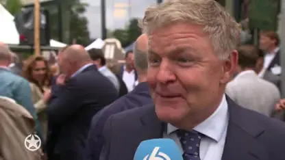 Zien en gezien worden bij de traditionele Hilton Haringparty