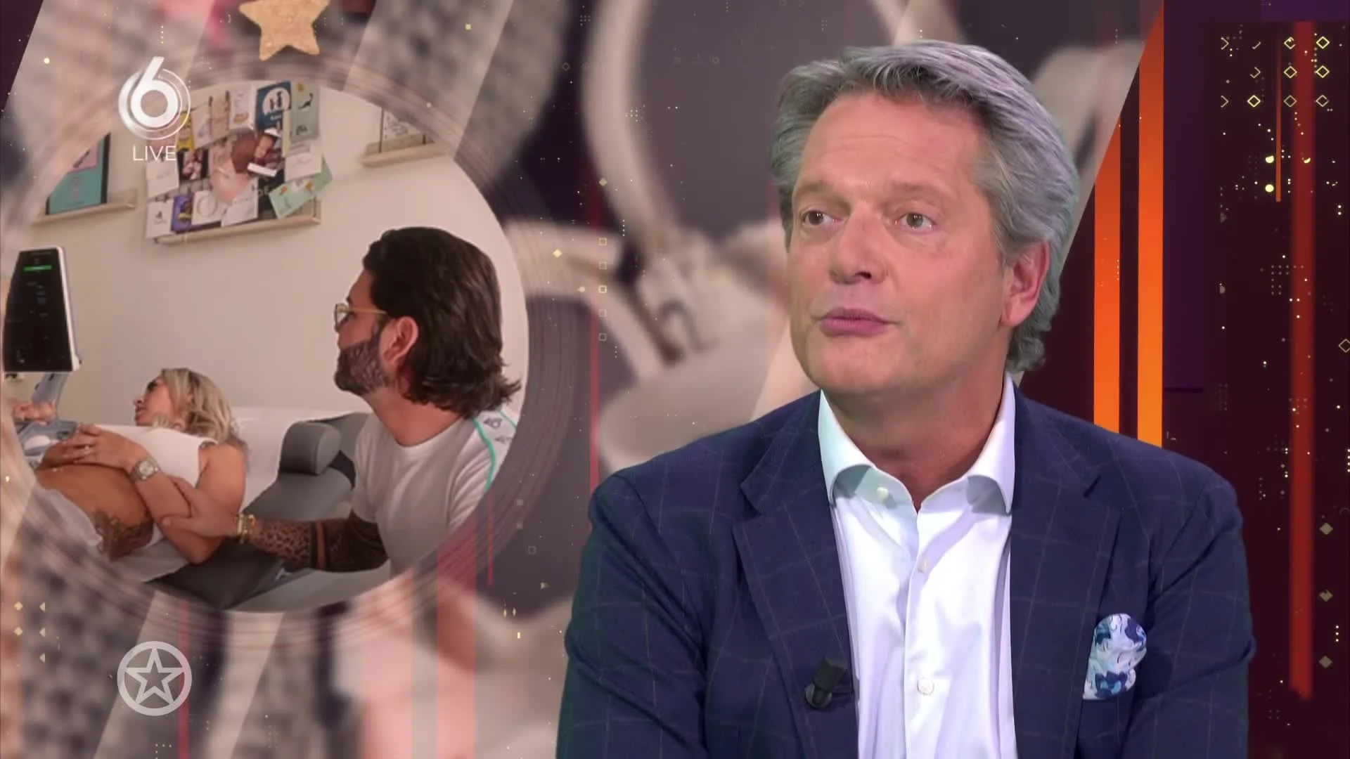 Zoontje Jan Smit met Nederlands elftal het veld op