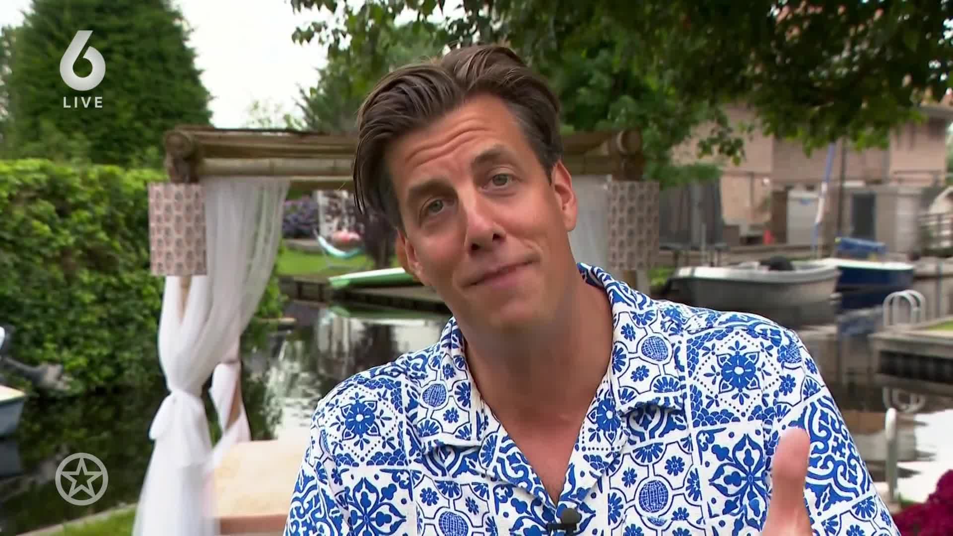 In deze taal wil Rob Kemps zijn EK-hit zingen