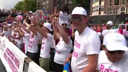 Pride haalt acteur en ambassadeur Raymi Sambo uit campagne