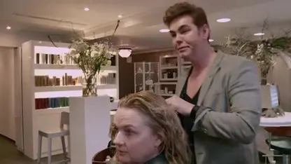 Kapperszaak Teun Föhn razend populair dankzij URK