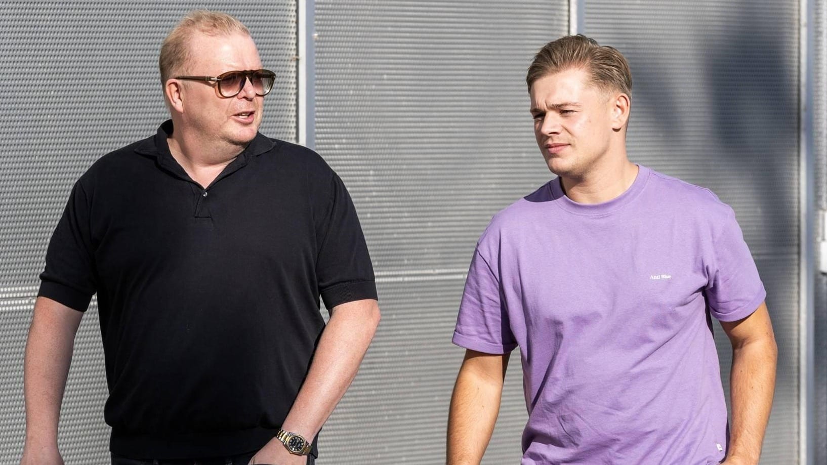 Presentatoren Roddelpraat nemen maatregelen na online dreigementen