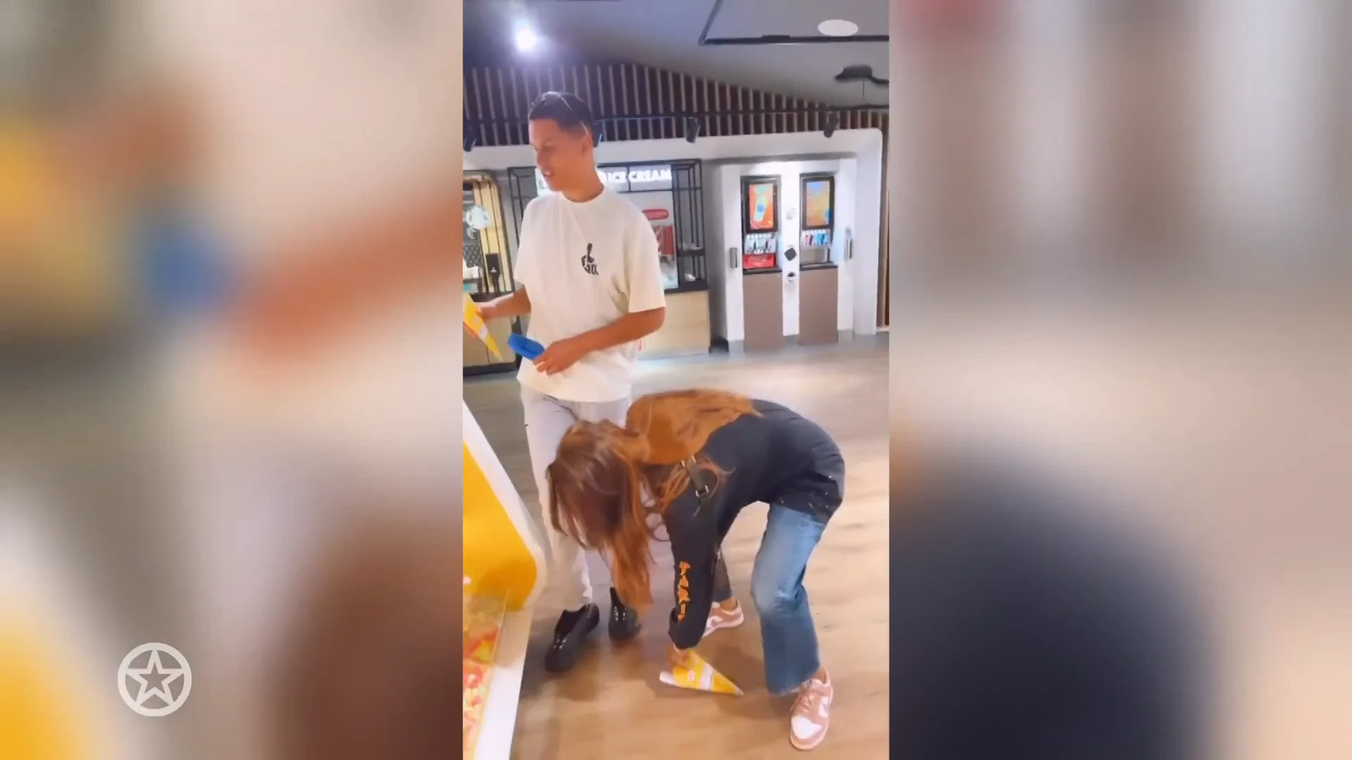 Glennis Grace en zoon veroorzaken 'hinder' in bioscoop