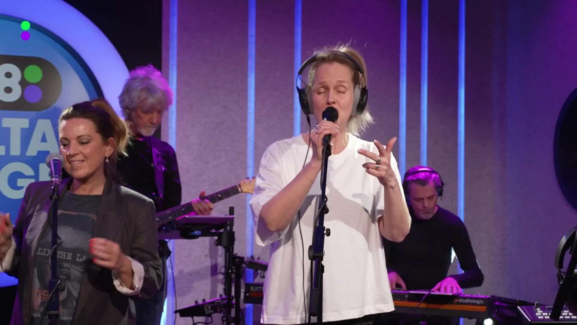 Marlayne Sahupala - Bad Habits