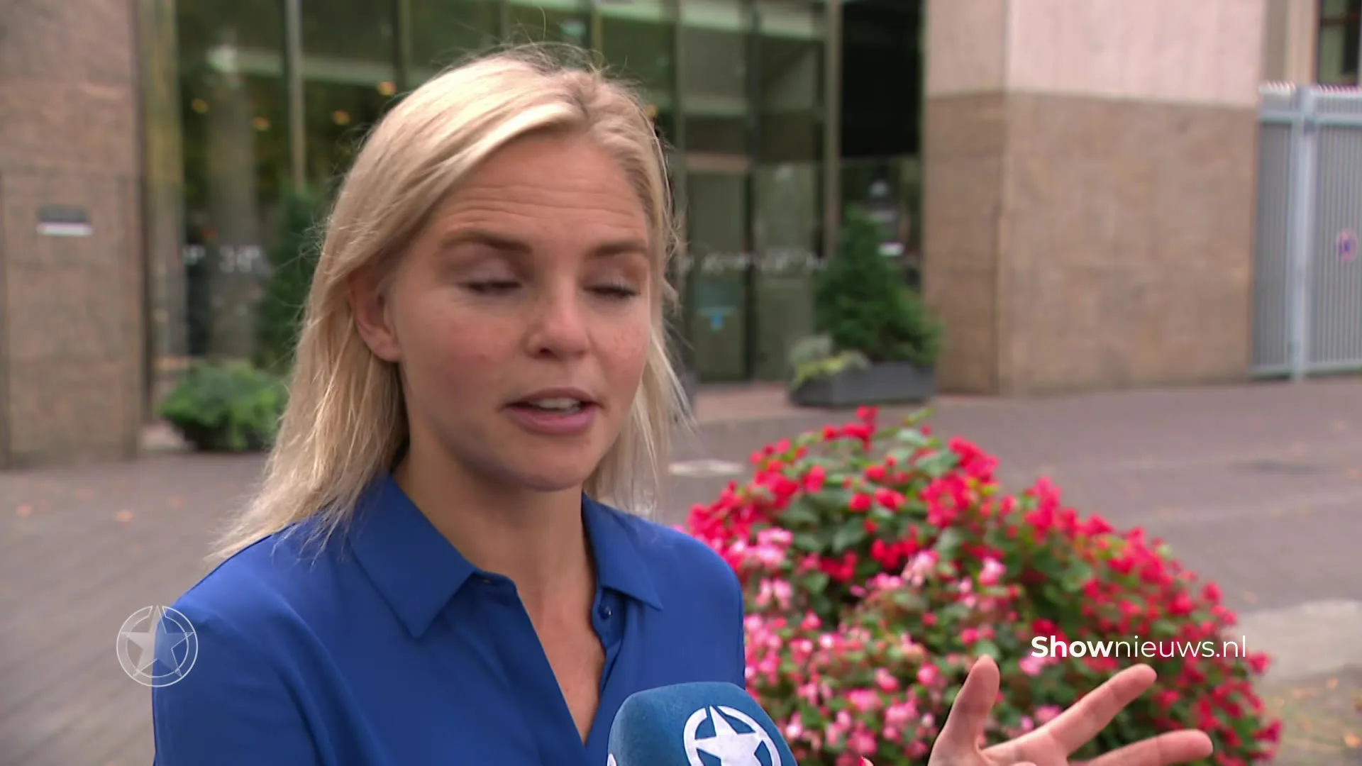 Wilders pepert Pechtold pijnlijke privé-affaire in