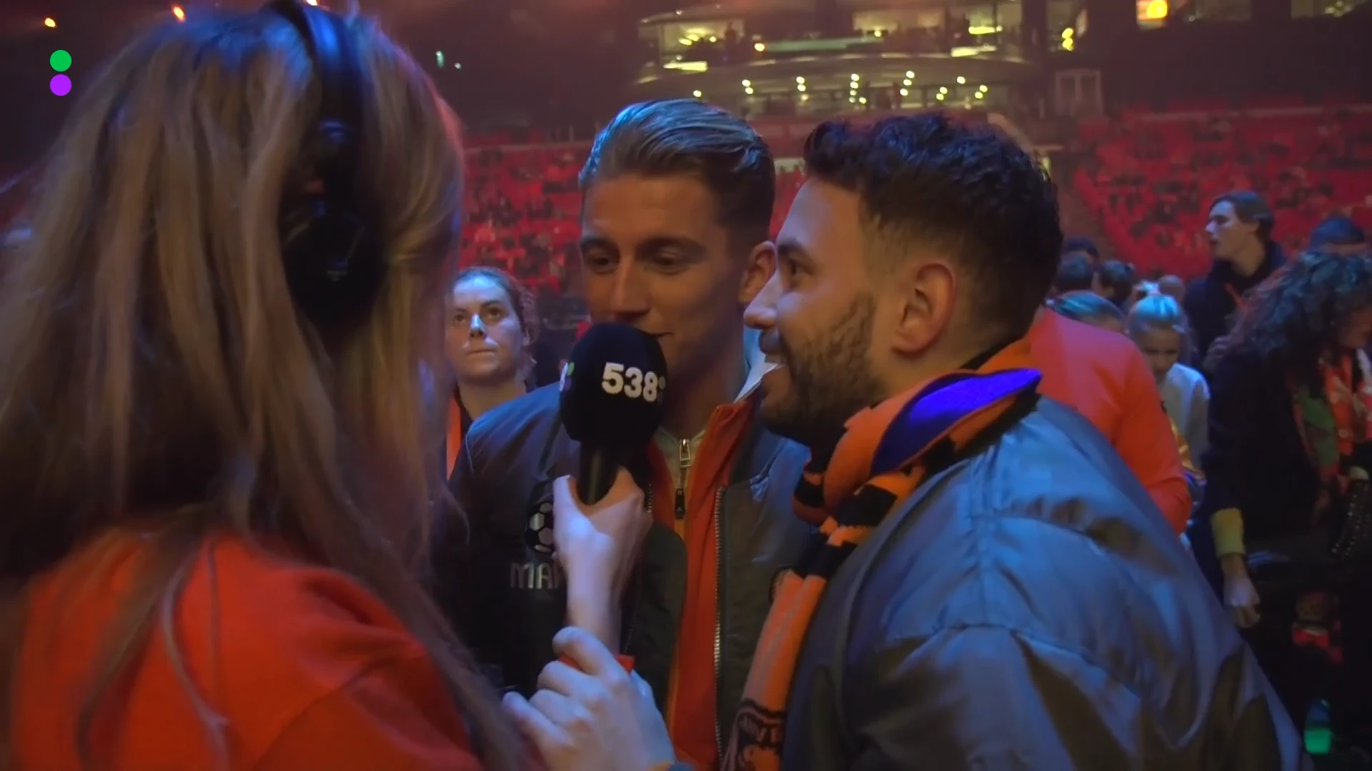 Mart doet een bizarre weddenschap!