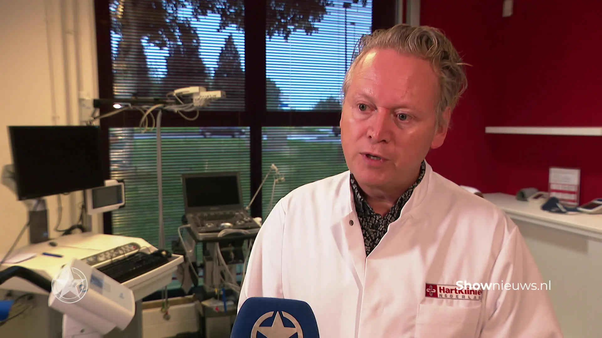 'Jan Paparazzi' lag in coma