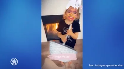 ZIEN: Kleine Xess verkleed als paashaas