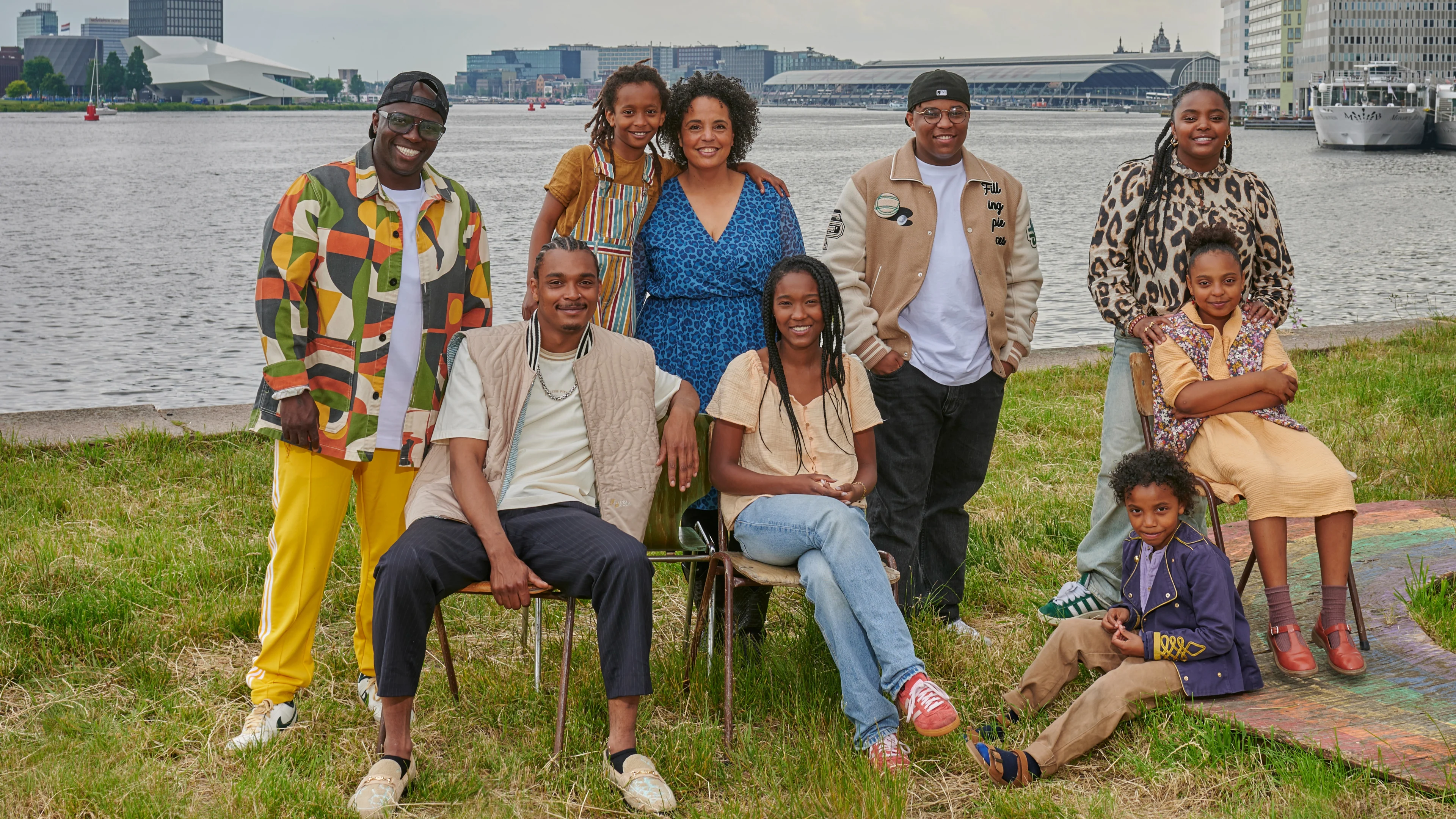 Een Huis Vol-gezin zoekt naam voor nieuwe kitten