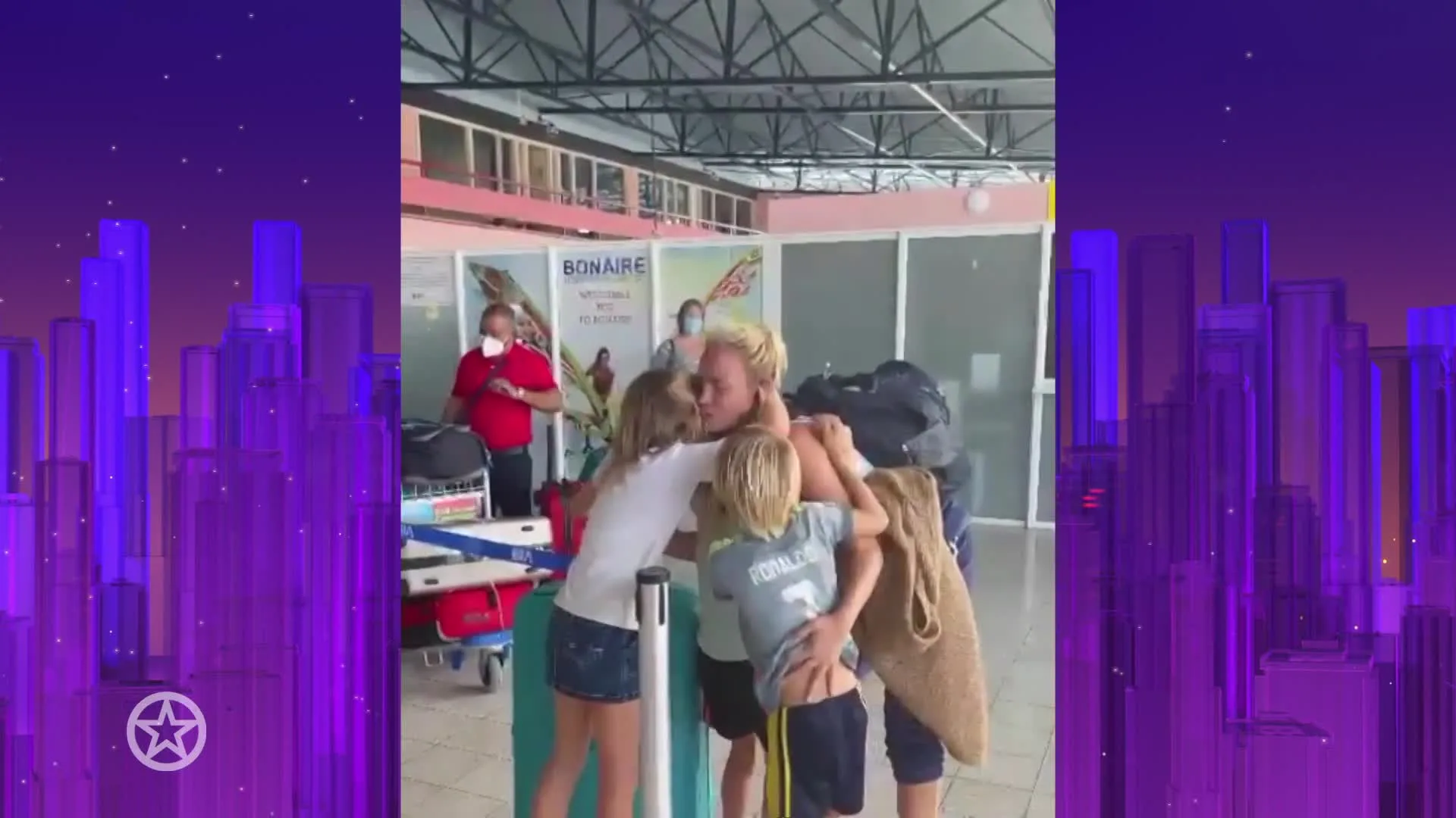 ZIEN: Nicolette Kluijver herenigd met haar kinderen