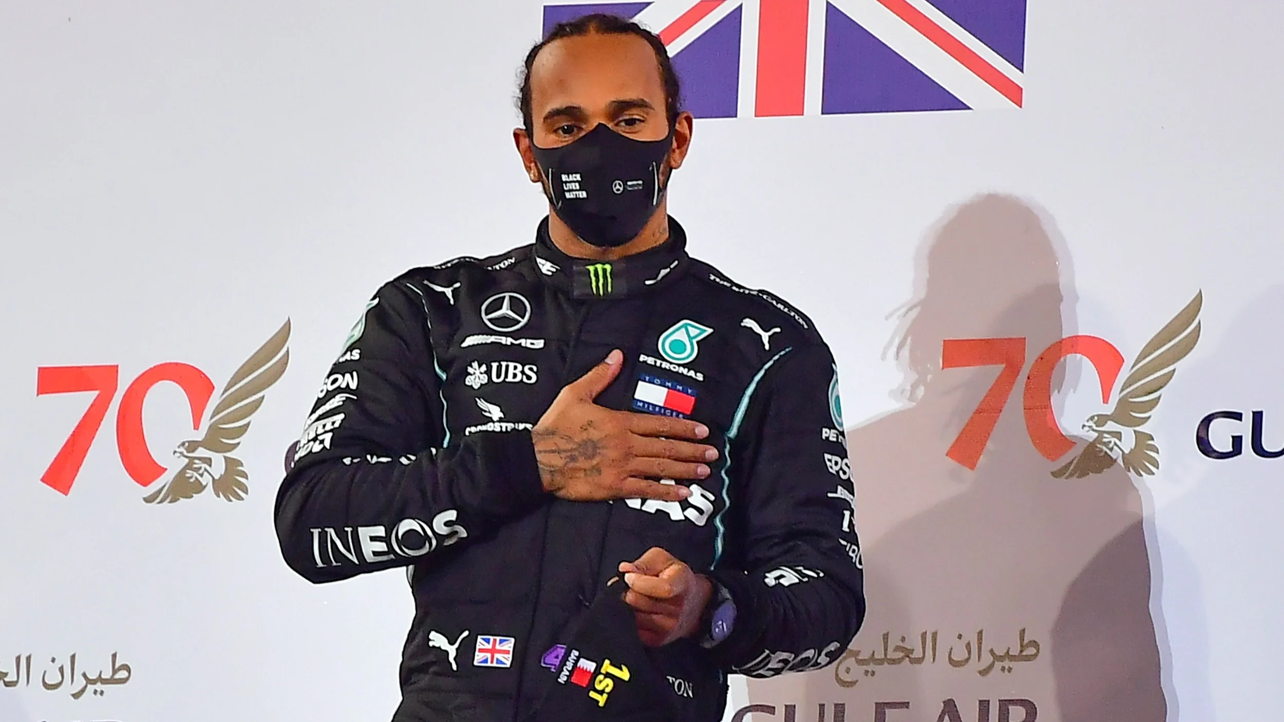 Lewis Hamilton besmet met coronavirus