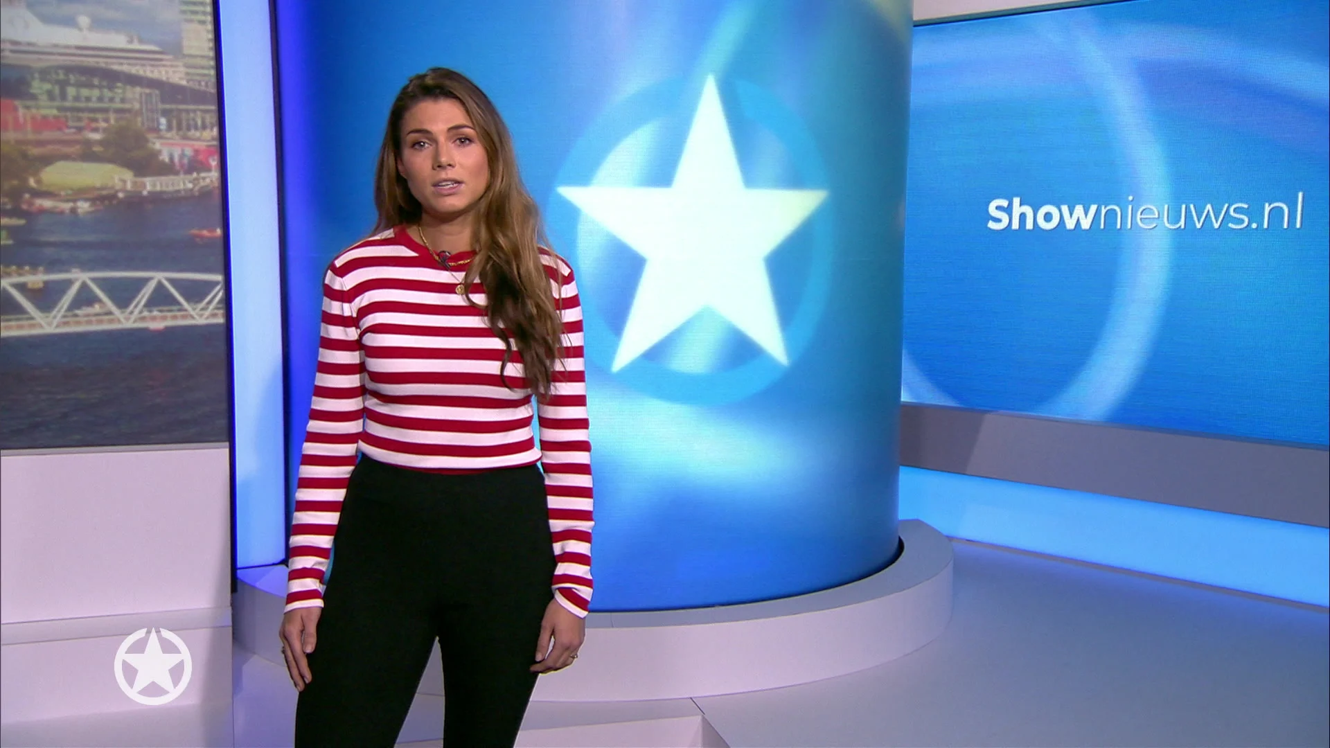 Show Update: Stiefmoeder Monique overleden