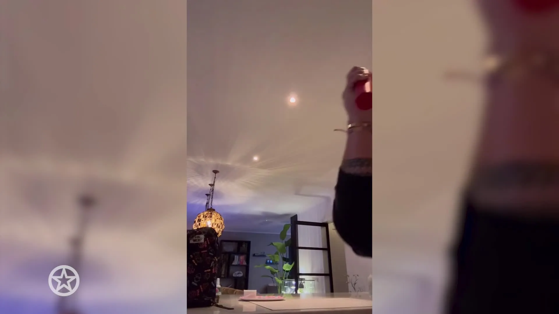 Andre Hazes grapt met zijn zoontje