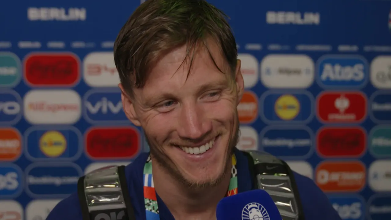 Was het shirt van Weghorst te heet gewassen? ‘Jij ziet alles!’