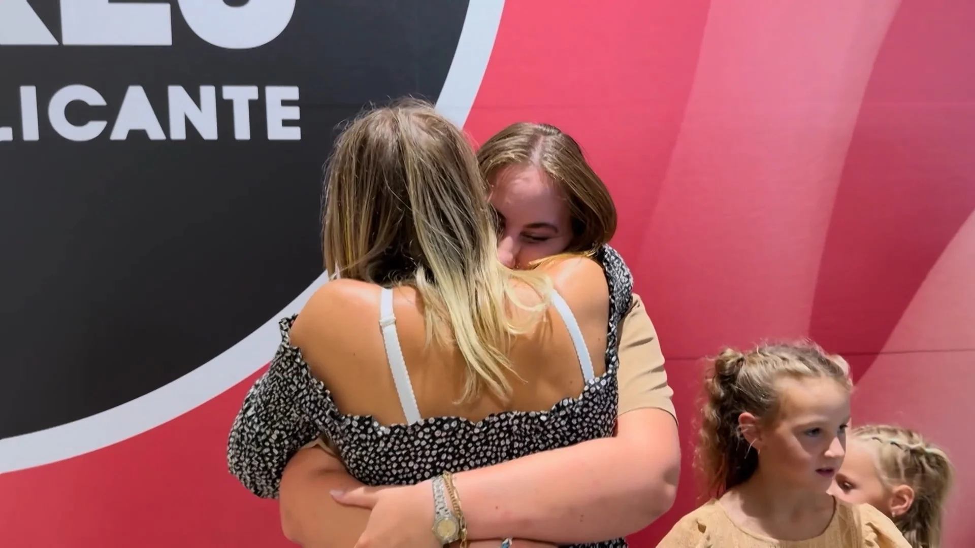 Jennie Jelies is terug in Spanje