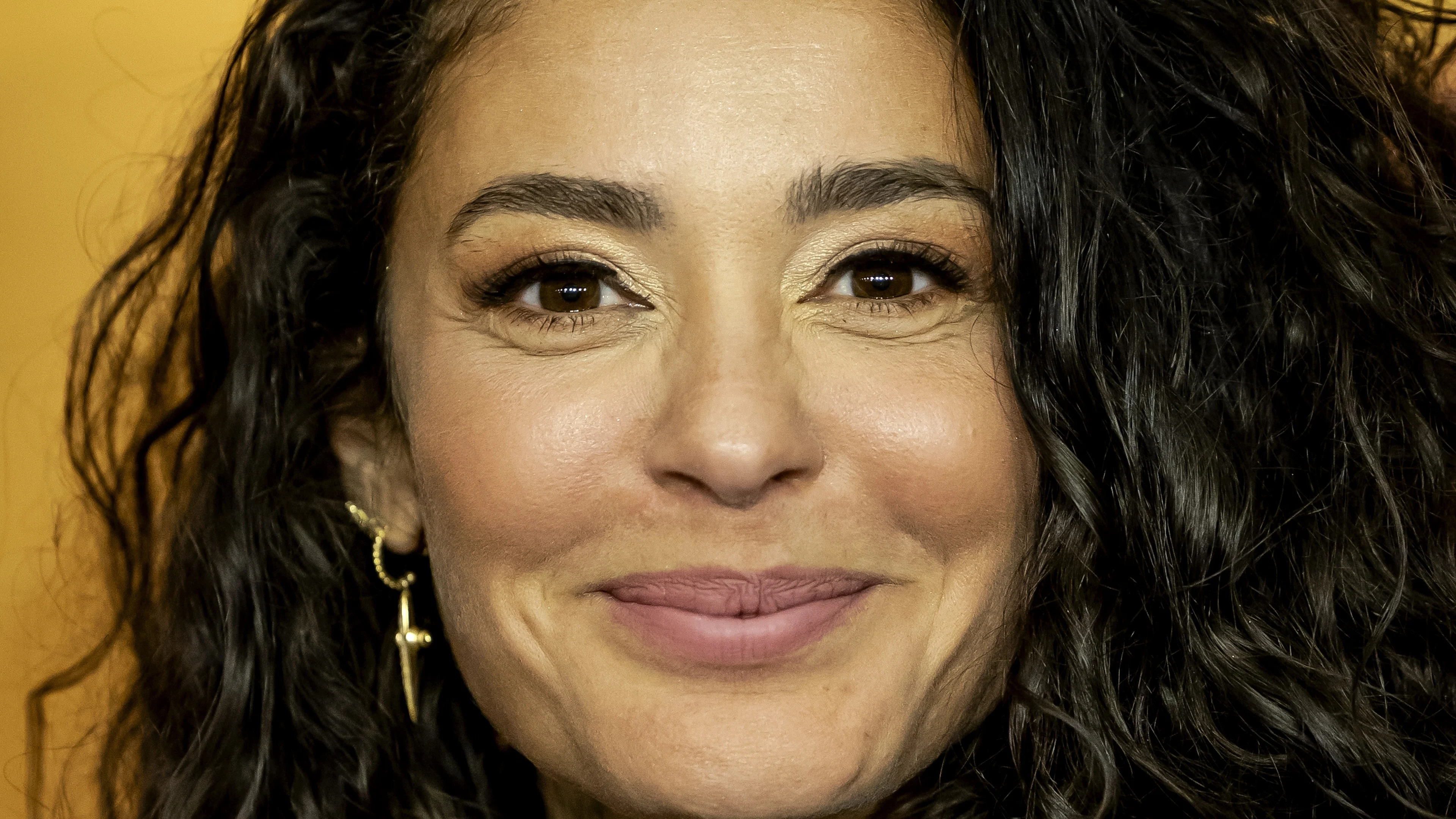 Fajah Lourens afgekickt op jonge mannen: 'Geen controledrang'