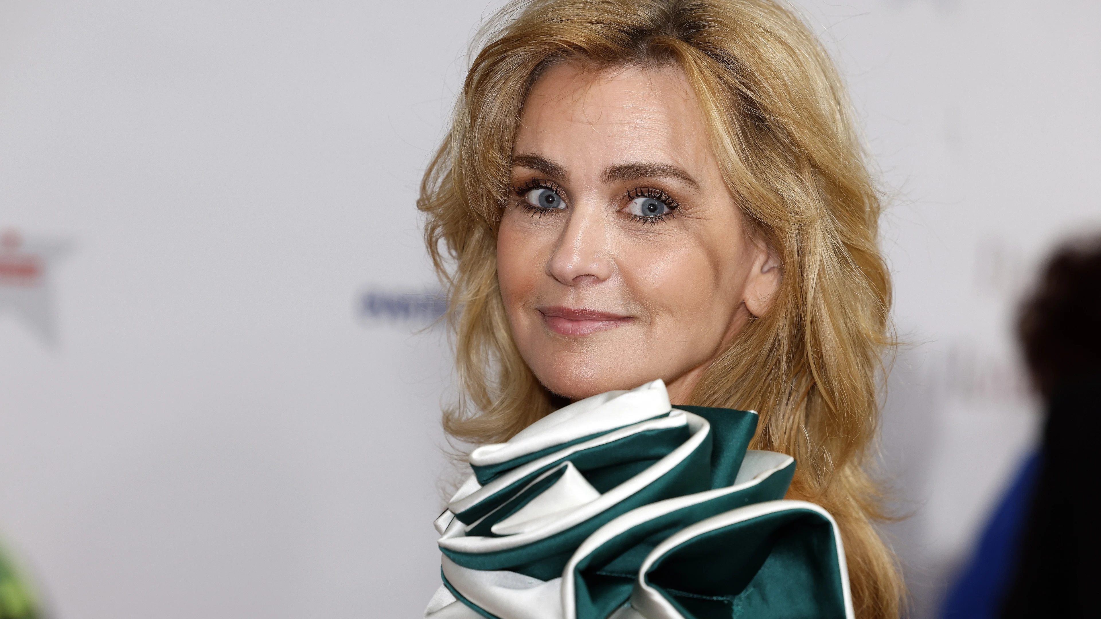 ZIEN: Topfitte Daphne Deckers in bikini onder Spaanse zon