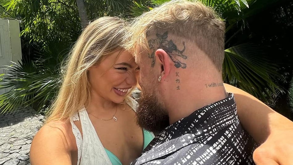 ZIEN: Ontroerende hereniging Jutta Leerdam en Jake Paul