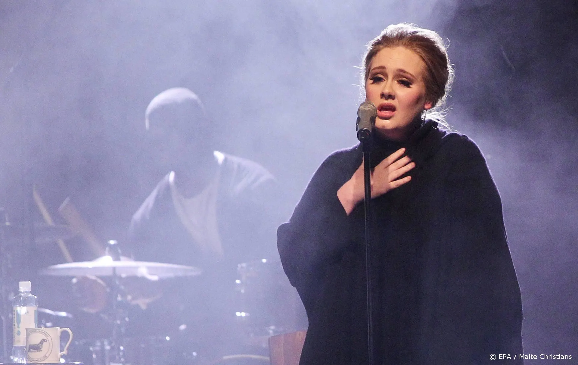 NTR zendt concert Adele op kerstavond wel op correcte snelheid uit
