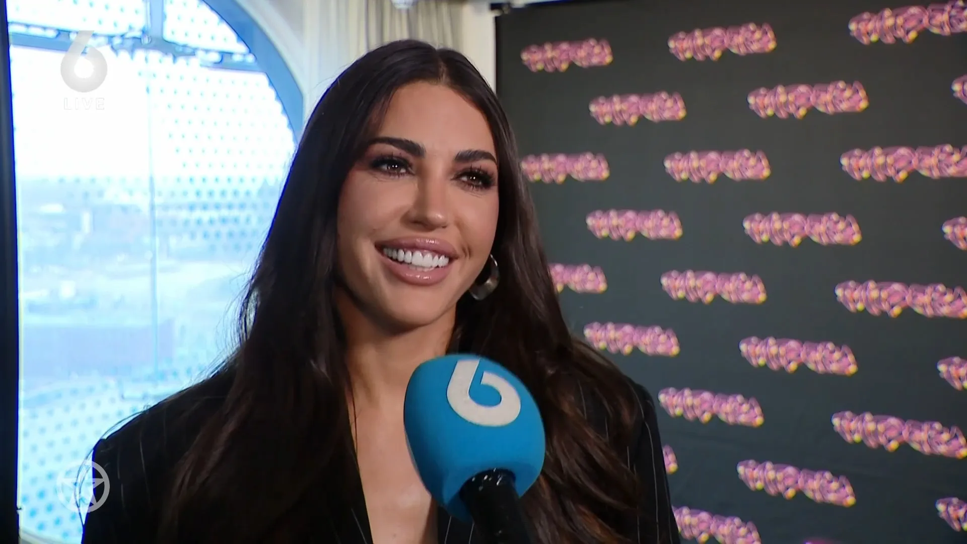 Yolanthe Cabau geraakt door 'haatreacties' over zoontje
