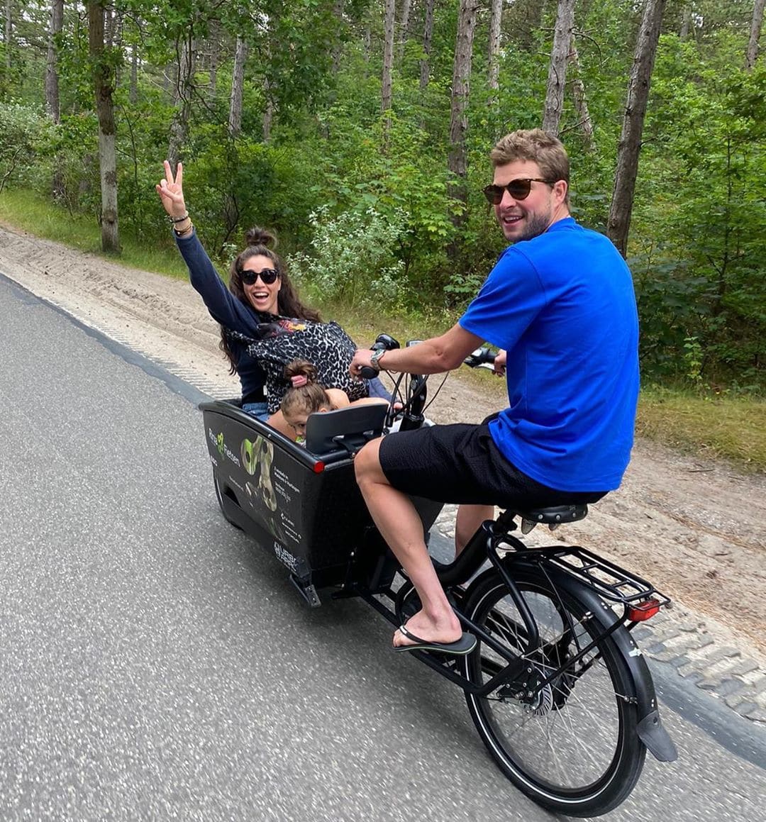 Naomi van As viert verjaardag met familie