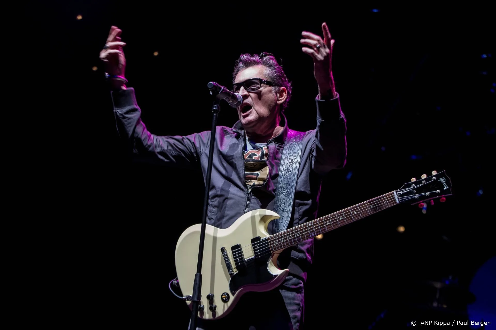 Barry Hay en JB Meijers brengen in Ziggo Dome ode aan rockhelden