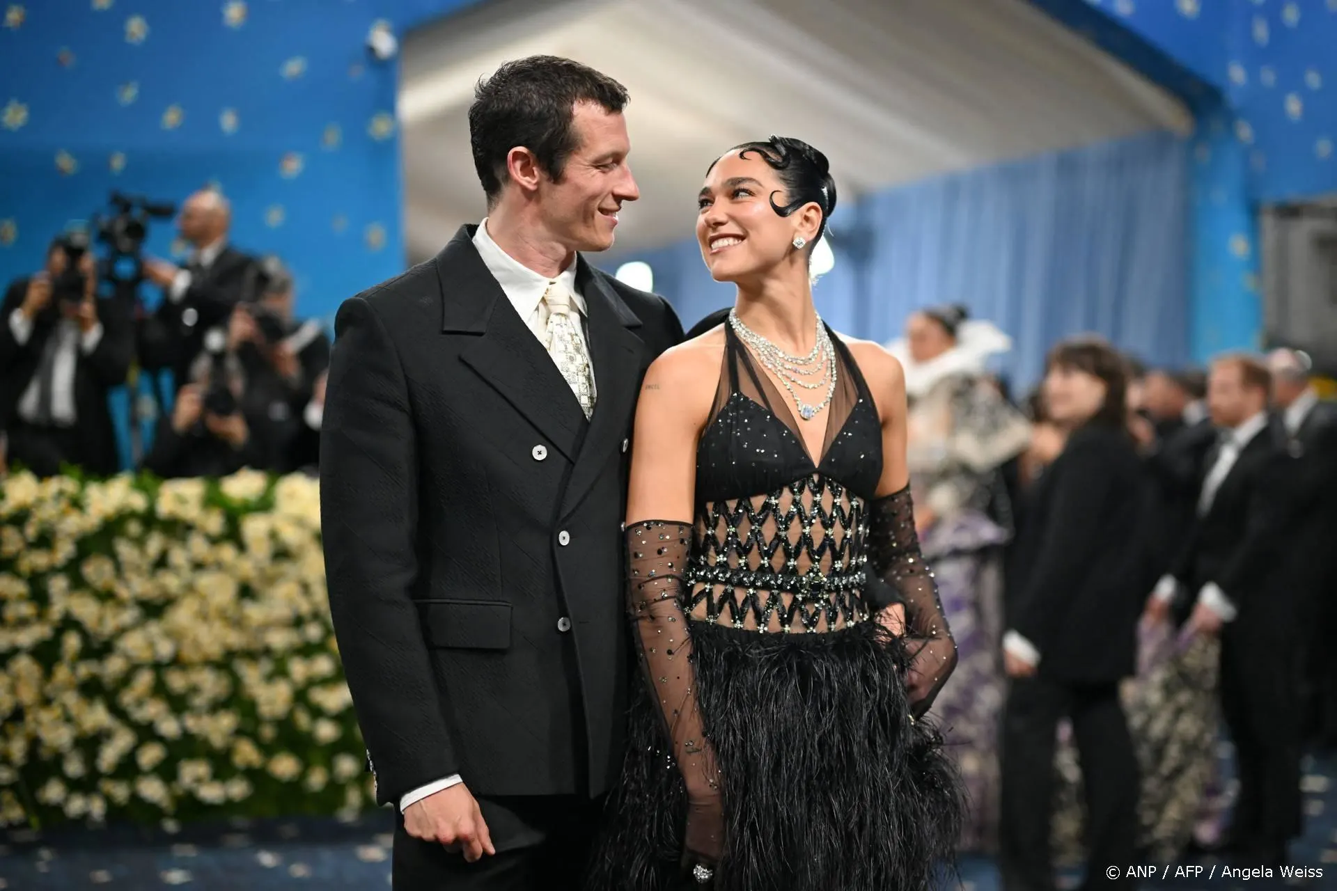 Grote liefdesstap voor Dua Lipa