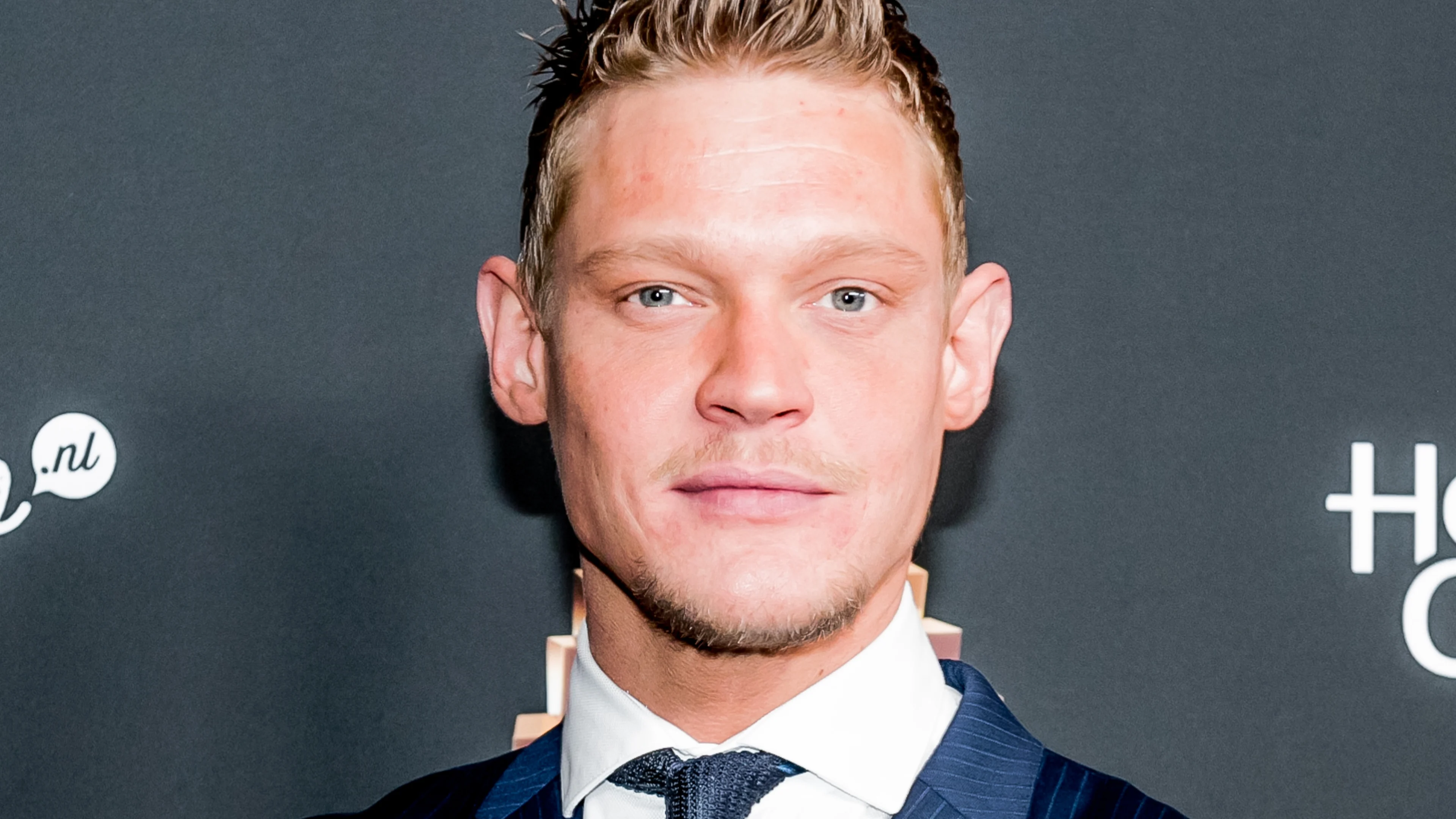 'Ferry Doedens deelt pikante beelden op 18+-site'