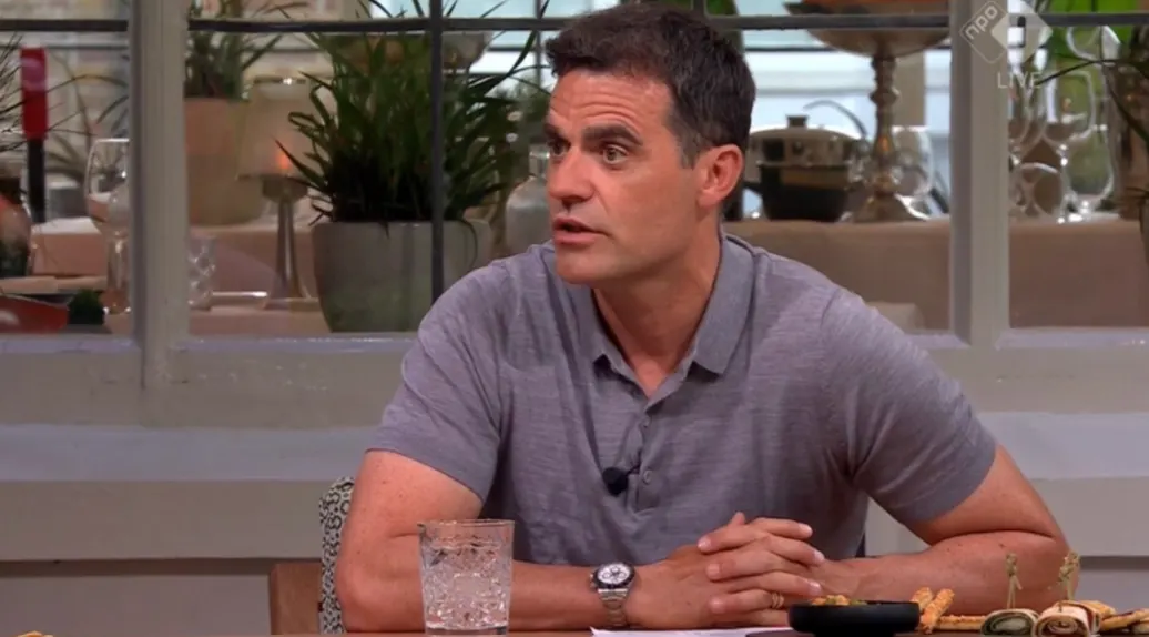 Grote verbazing over 'hapjes' aan tafel bij NOS