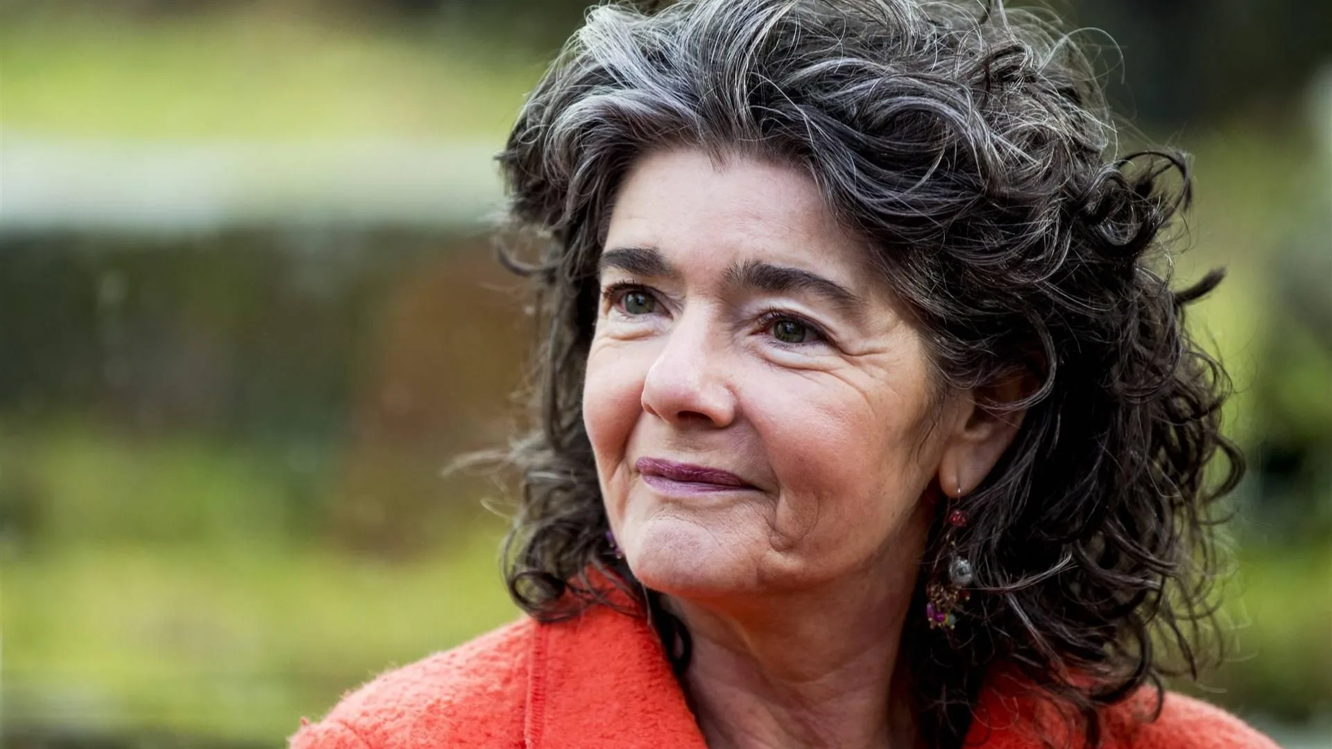 Dieuwertje Blok grapt na afschuwelijk nieuws: 'Neusje van de zalm'