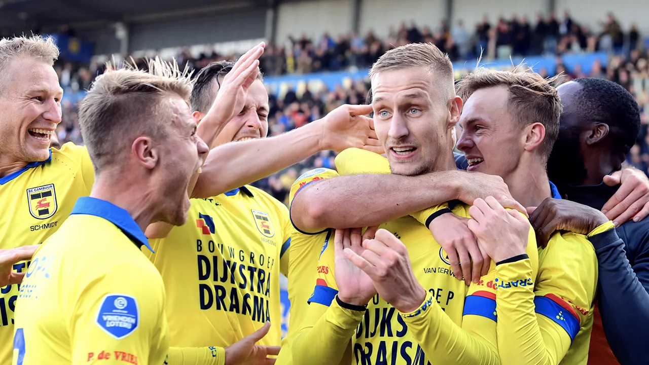 PSV lijdt pijnlijke nederlaag op bezoek bij Cambuur