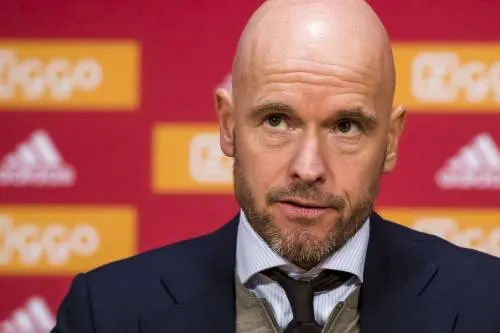 Ten Hag baalt van tweede helft Ajax