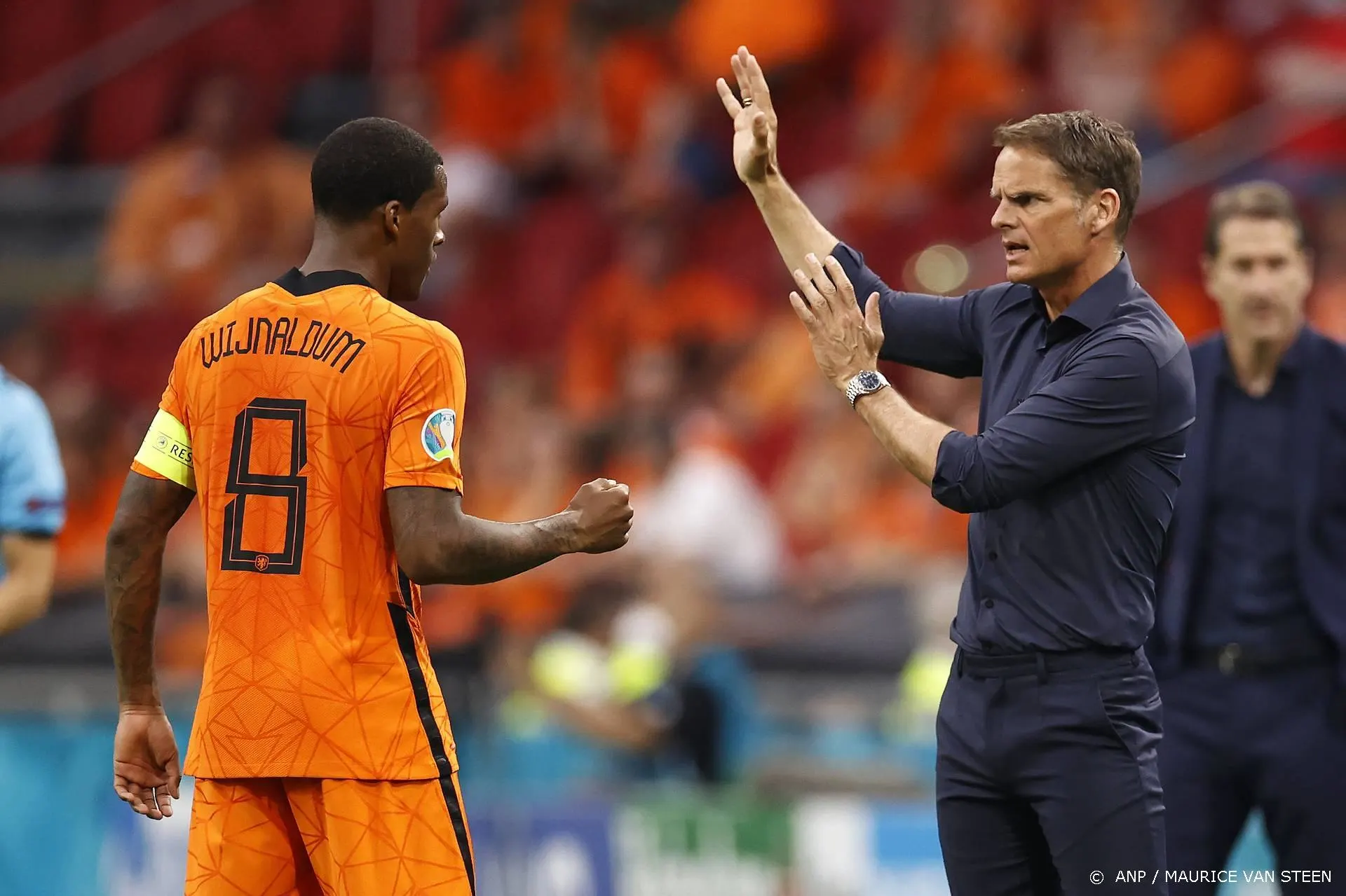 Wijnaldum bedankt De Boer en Lodeweges via Instagram: 'Ik wens ze het beste' 