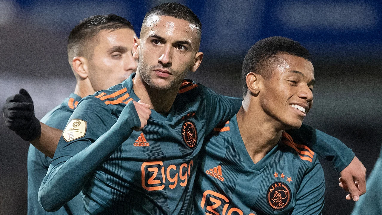 Ajax met Neres en zonder Álvarez tegen Chelsea
