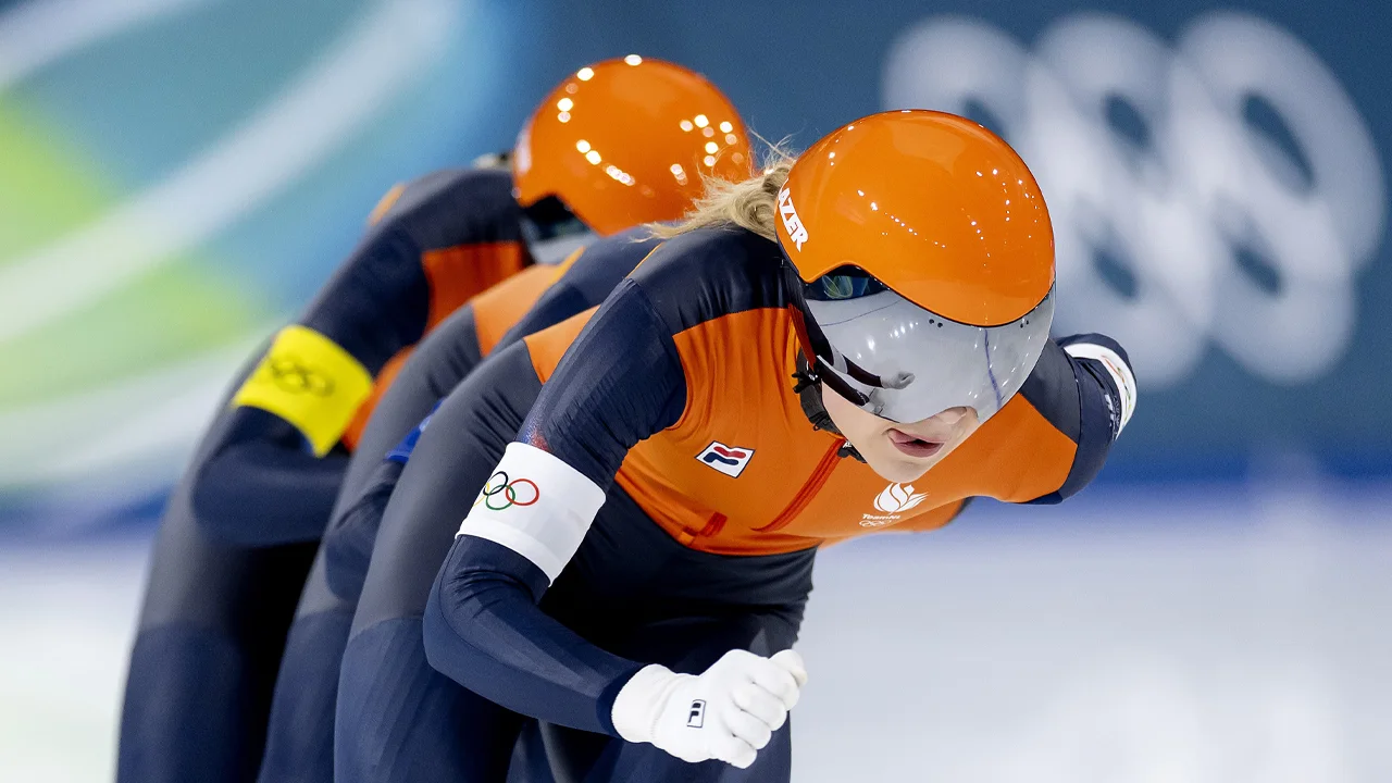 Nederlandse vrouwen naar finale op ploegenachtervolging, mannen strijden om brons