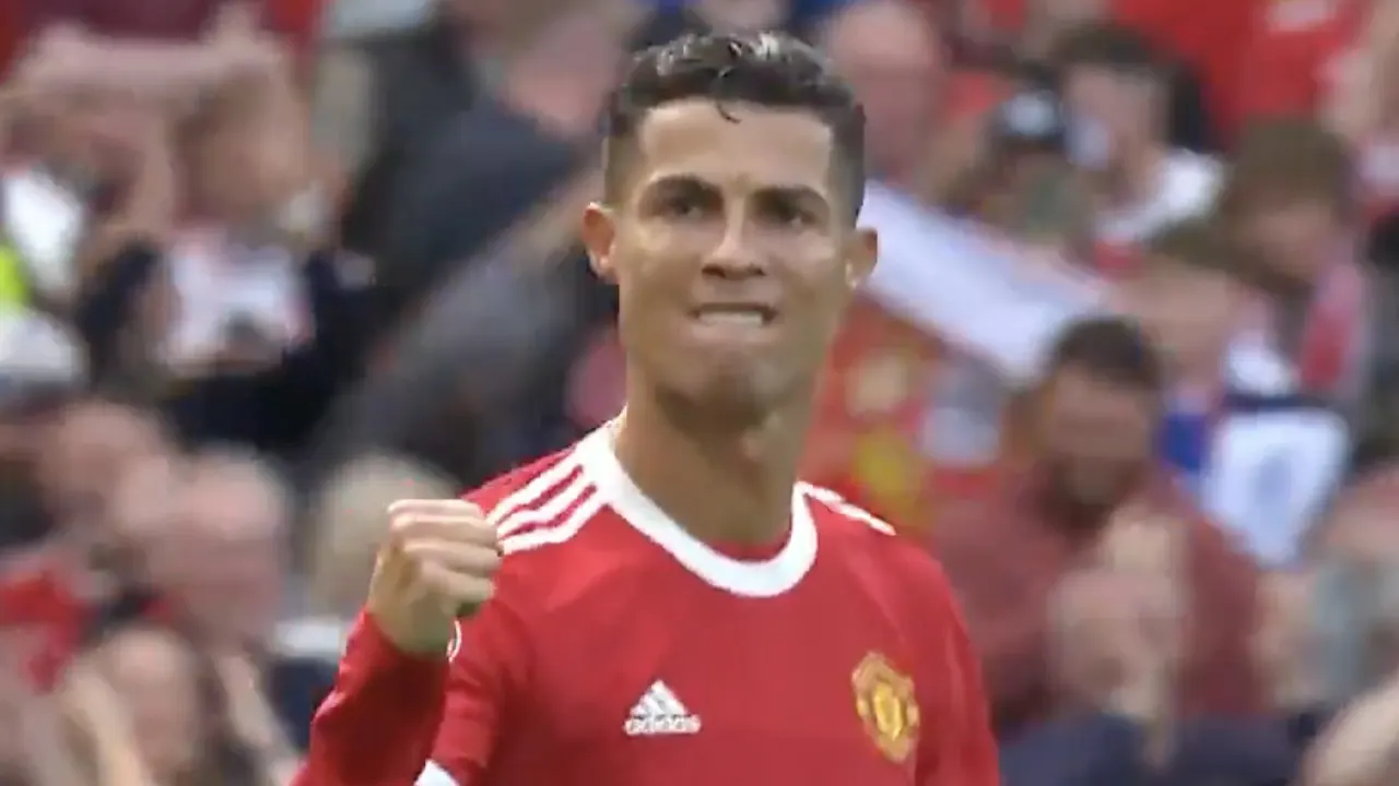 VIDEOGOAL: Ronaldo maakt z'n tweede en zet ManUtd opnieuw op voorsprong