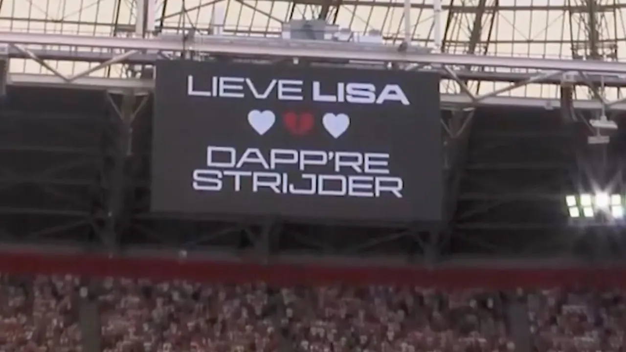 Johan Cruijff ArenA staat met applaus stil bij de om het leven gebrachte Lisa (17)