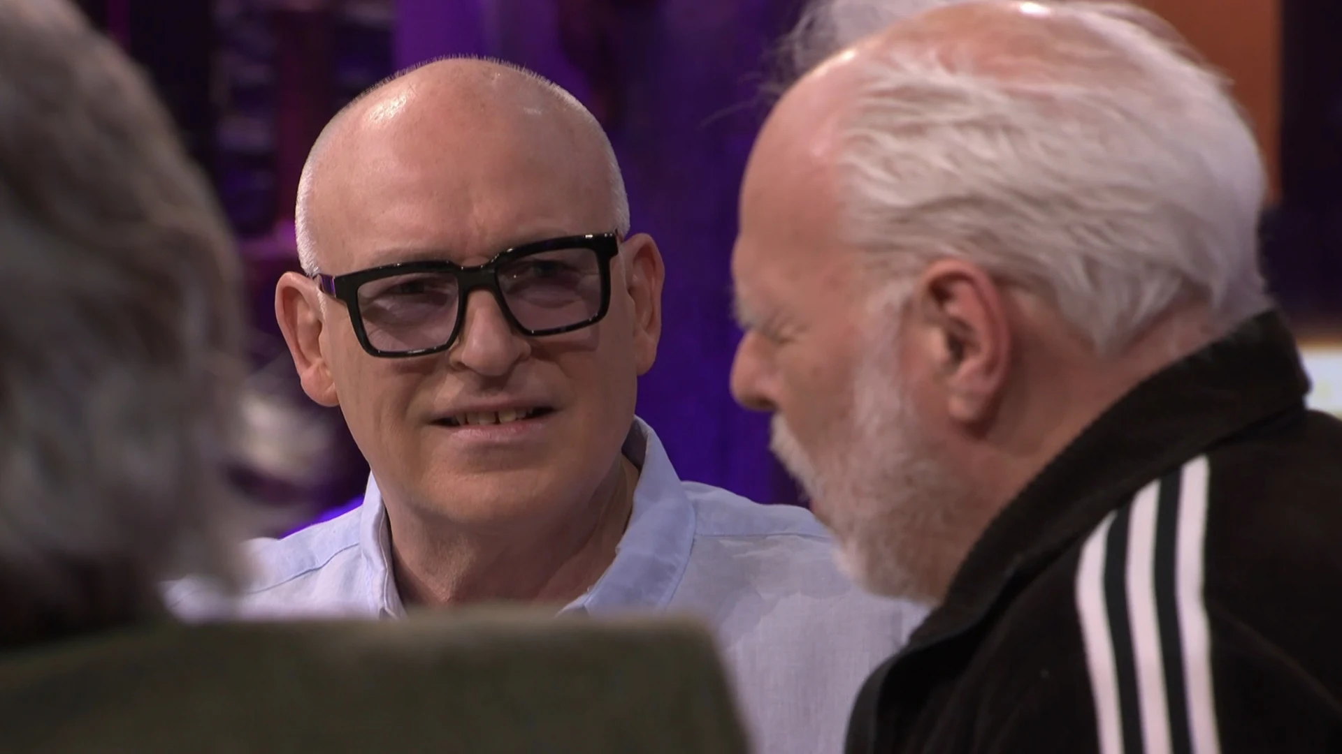 Nico Dijkshoorn zingt eigen truckerslied bij Vandaag Inside: ‘Echt een tearjerker!'