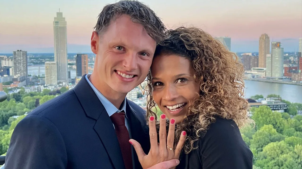 Scheidsrechter Shona Shukrula stapt in huwelijksbootje met FC Emmen-verdediger