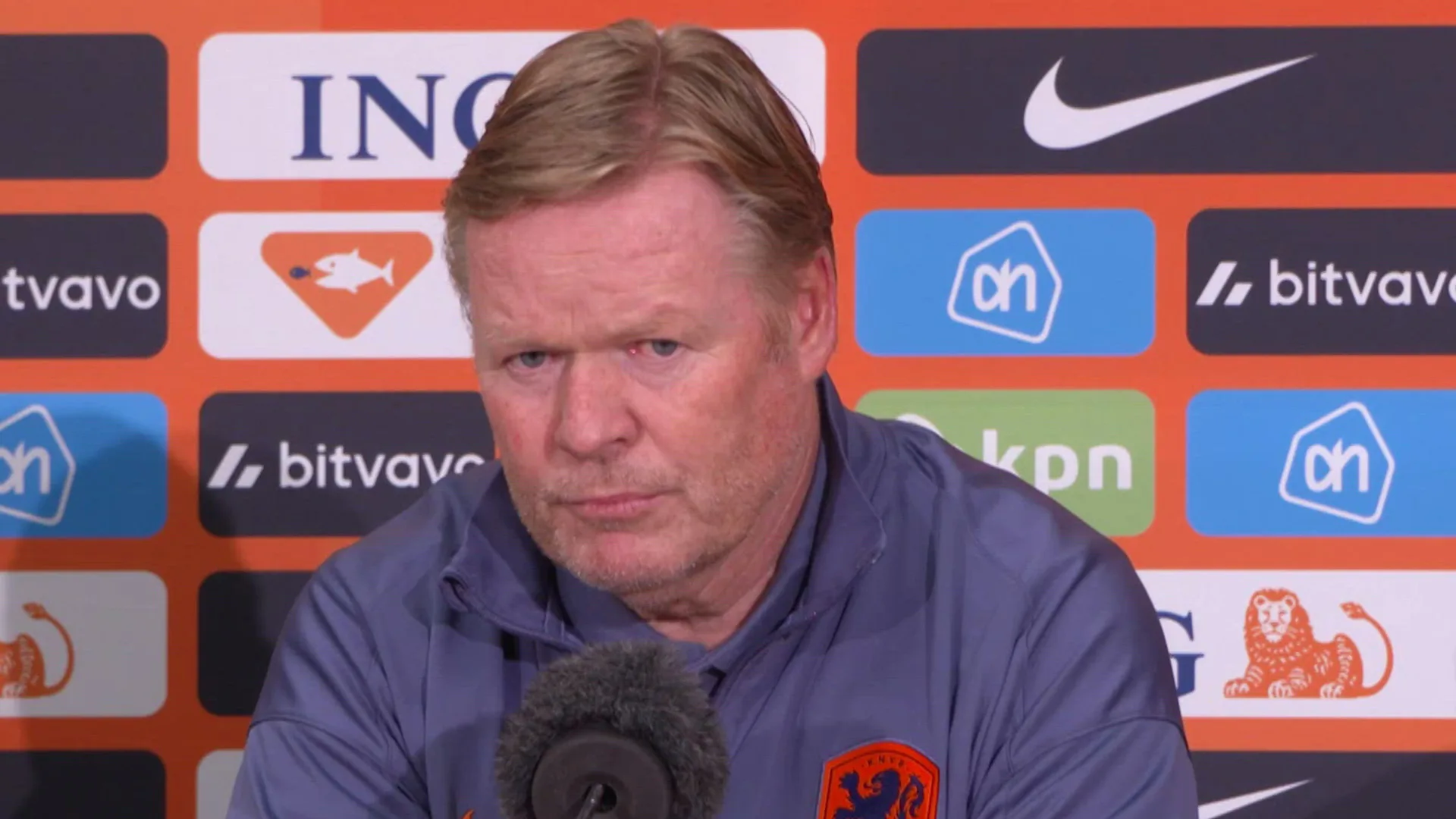 Koeman reageert op advies Gezondheidsraad over koppen: 'Het gaat al beter'