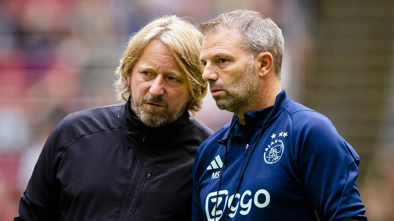 ‘Ajax heeft zich in een onmogelijke positie gemanoeuvreerd’