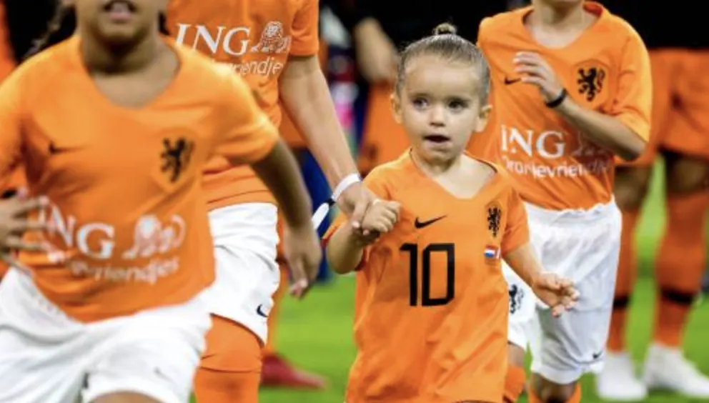 Zoontje van Yolanthe en Wesley te zien in nieuwe film Just Say Yes!