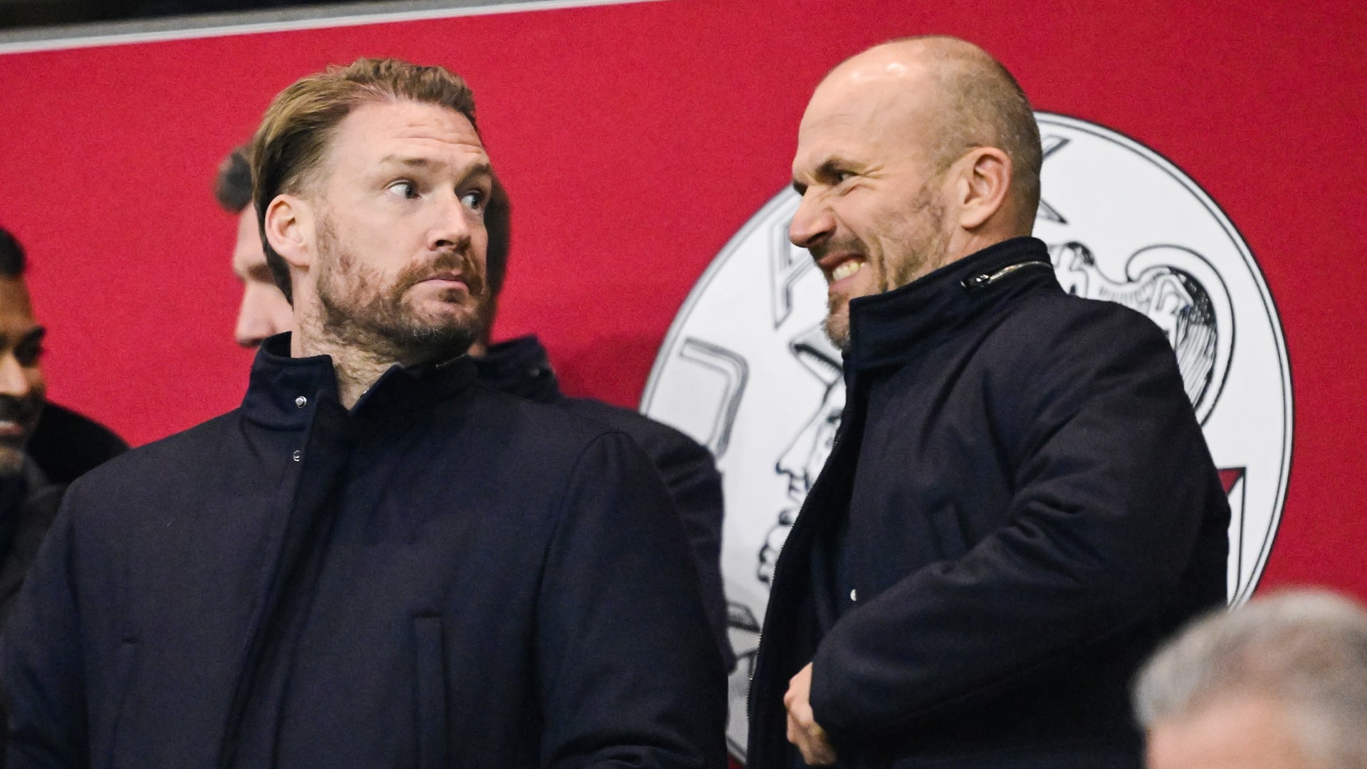 Ajax gaf vorig seizoen 21,5(!) miljoen euro uit aan voetbalmakelaars