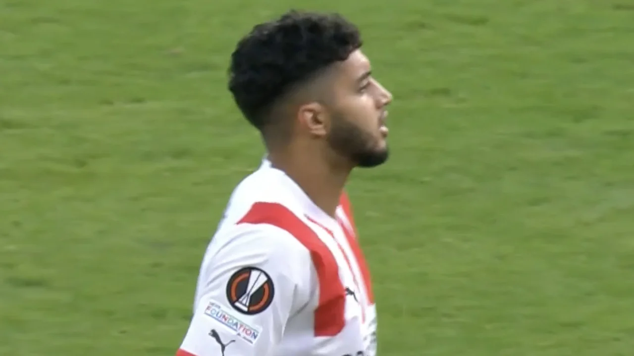 KANS: Haikin brengt redding op schoten van Saibari en Simons