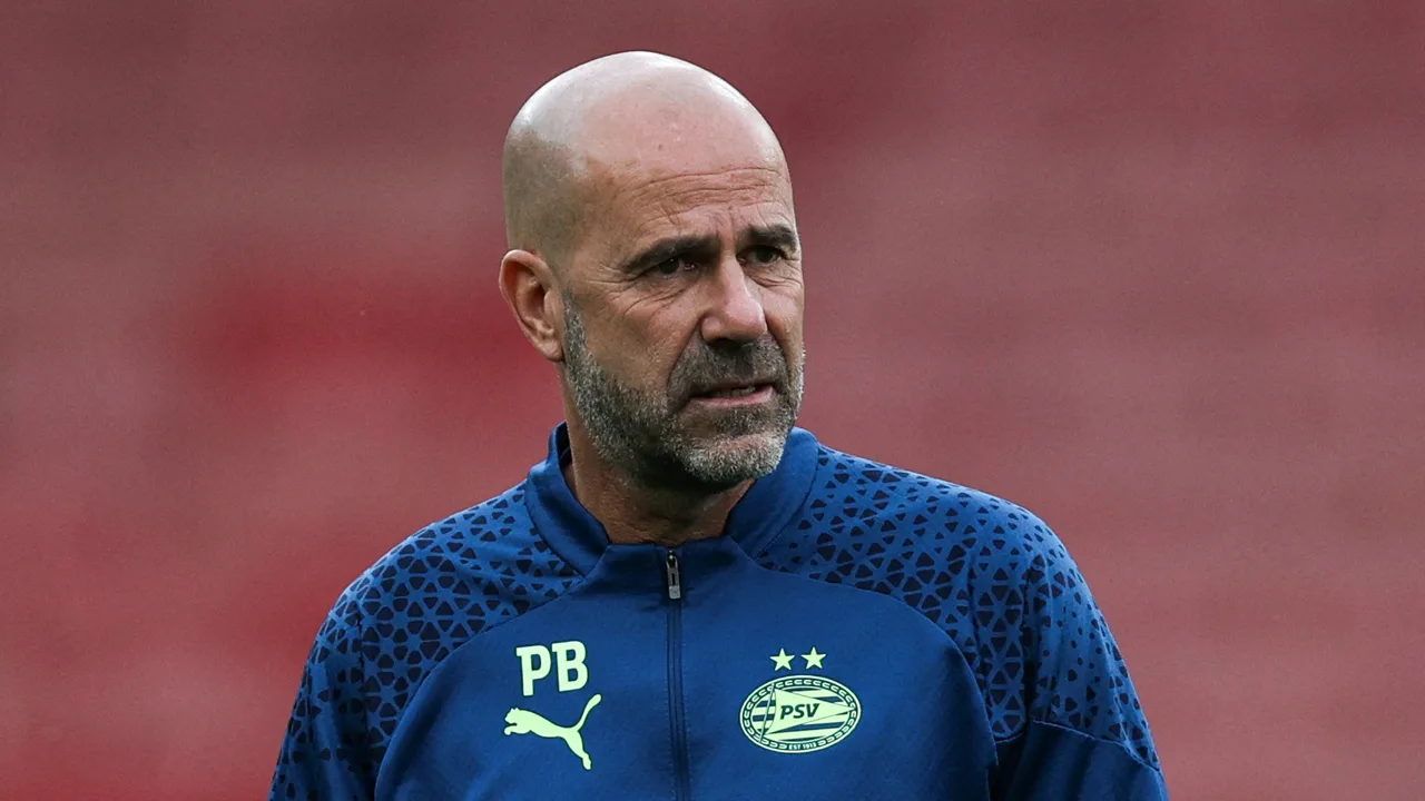 Bosz heeft medelijden met zijn oude club Ajax