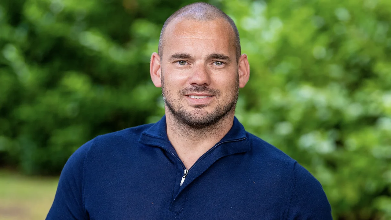 Sneijder hoopt op basisplaats voor Oranje-aanvaller: 'Hij kan voor een sensatie zorgen!'